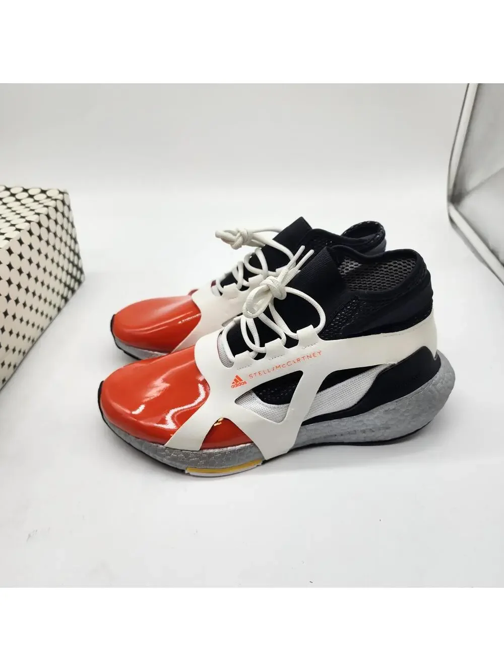 NWB Adidas Stella McCartney UltraBOOST 21 Metallic Signal Orange White Black 9.5